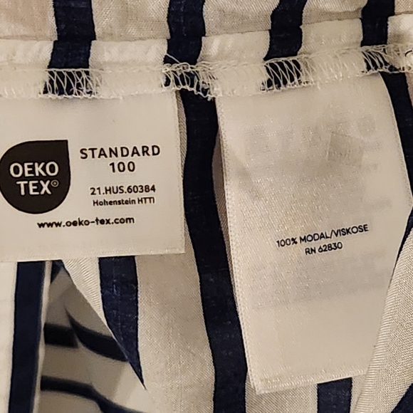 LANDS' END 100% Modal Navy and White Striped Drawstring Waist Cover-Up Size XL - Picture 7 of 9